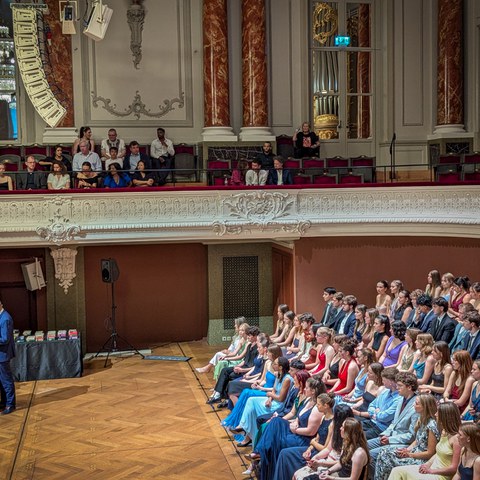 PXL 20240628 082053208. Vergrösserte Ansicht