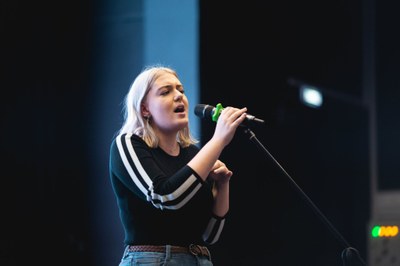 16